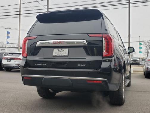 2023 GMC Yukon XL SLT