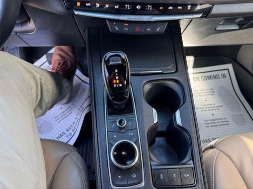 Latte Metallic 2024 Cadillac XT4 Luxury