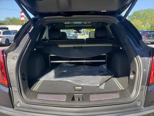 Wilder Metallic 2023 Cadillac XT5 Premium Luxury
