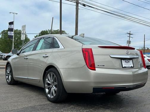 2015 Cadillac XTS Standard