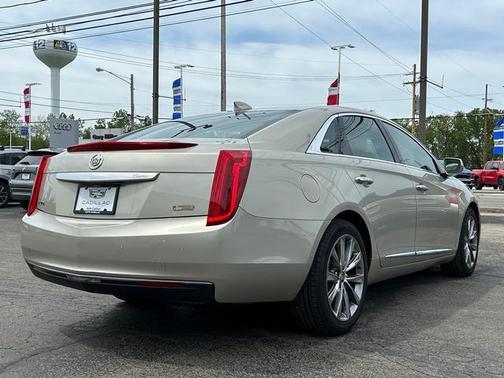2015 Cadillac XTS Standard