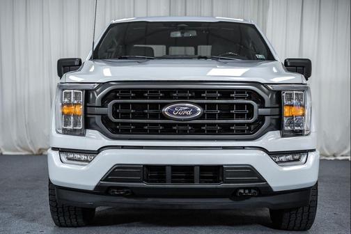 SPACE WHITE METALLIC 2022 Ford F-150 XLT