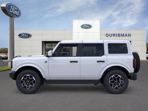 Oxford White 2026 Ford Bronco Outer Banks