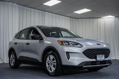 INGOT SILVER METALLIC 2020 Ford Escape S