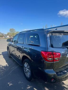 Magnetic Gray Metallic 2015 Toyota Sequoia Limited