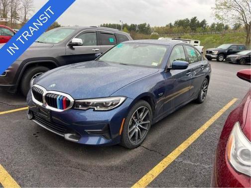 Phytonic Blue Metallic 2022 BMW 330e xDrive