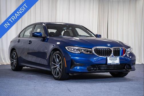 Phytonic Blue Metallic 2022 BMW 330e xDrive