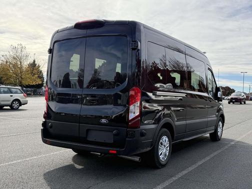 2026 Ford Transit-350 XLT