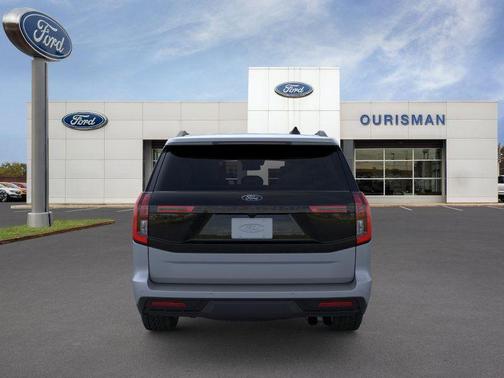 2026 Ford Expedition Tremor