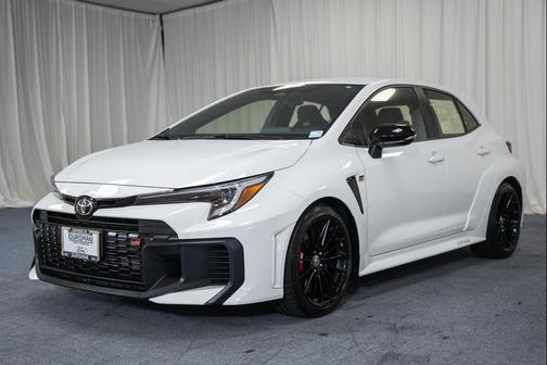 Ice Cap 2025 Toyota GR Corolla Core