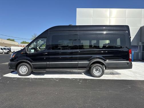 Agate Black Metallic 2026 Ford Transit-350 XL