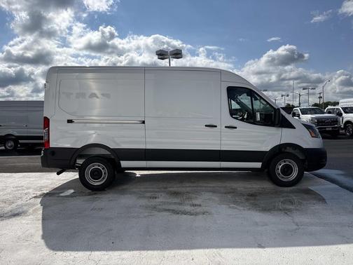 OXFORD WHITE 2026 Ford Transit-250 Base