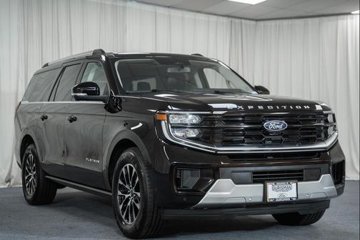 AGATE BLACK METALLIC 2025 Ford Expedition Max Platinum