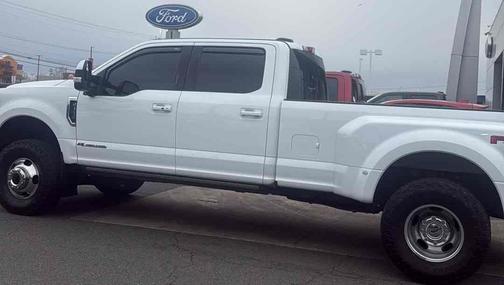 2022 Ford F-350 Lariat