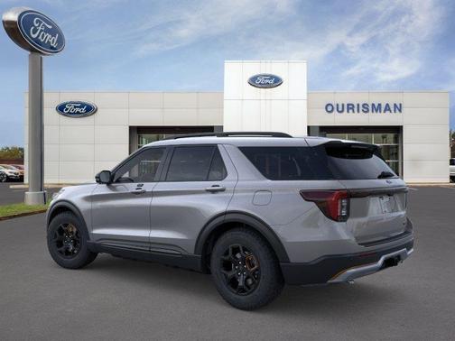 CARBONIZED GRAY METALLIC 2026 Ford Explorer Tremor