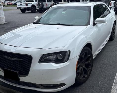 Bright White Clearcoat 2016 Chrysler 300 S