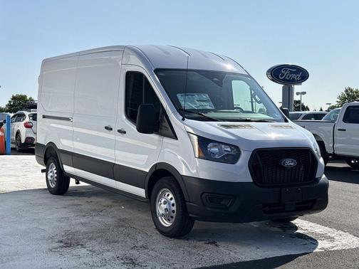 Oxford White 2026 Ford Transit-250 Base