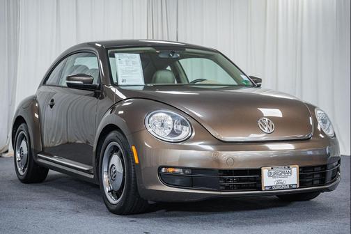 Toffee Brown Metallic 2013 Volkswagen Beetle 2.5L