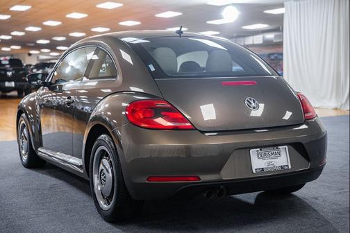 Toffee Brown Metallic 2013 Volkswagen Beetle 2.5L