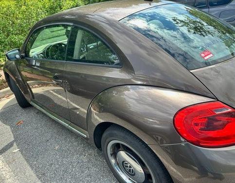 Toffee Brown Metallic 2013 Volkswagen Beetle 2.5L