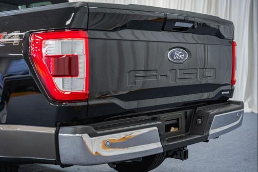 AGATE BLACK METALLIC 2022 Ford F-150 Lariat