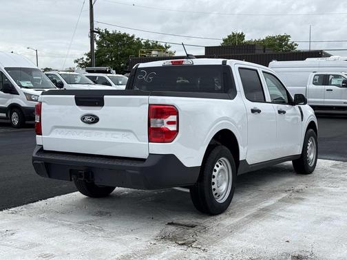 OXFORD WHITE 2026 Ford Maverick XL