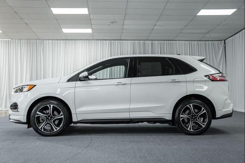 2023 Ford Edge ST