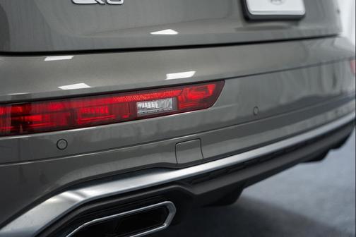 Chronos Gray Metallic 2023 Audi Q5 45 S line Premium Plus