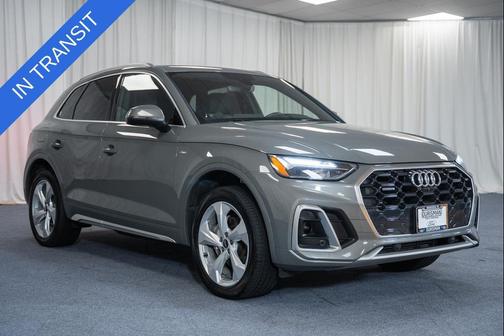 Chronos Gray Metallic 2023 Audi Q5 45 S line Premium Plus