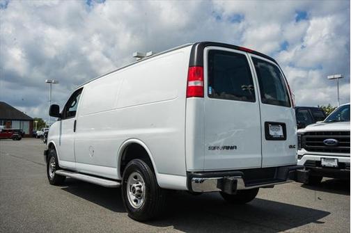 2023 GMC Savana 2500 Work Van