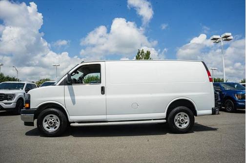 2023 GMC Savana 2500 Work Van