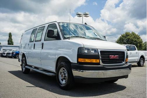 2023 GMC Savana 2500 Work Van