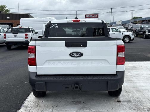 OXFORD WHITE 2026 Ford Maverick XL
