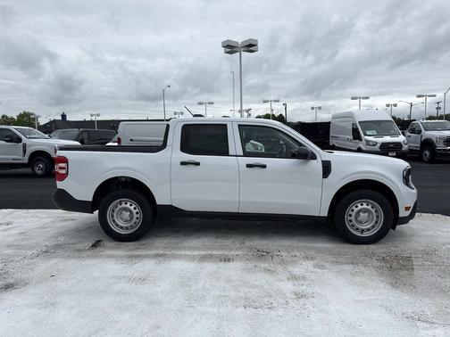 OXFORD WHITE 2026 Ford Maverick XL