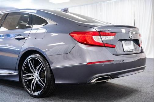2022 Honda Accord Touring 2.0T