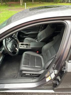 2022 Honda Accord Touring 2.0T
