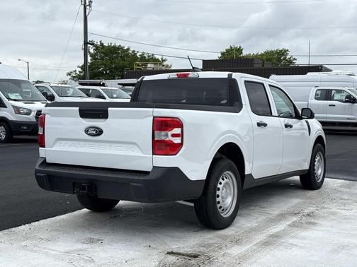 OXFORD WHITE 2026 Ford Maverick XL