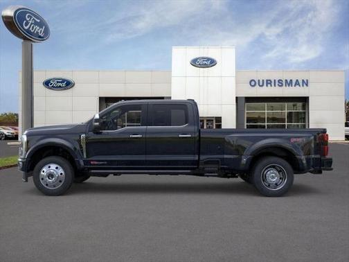 2025 Ford F-450 Platinum