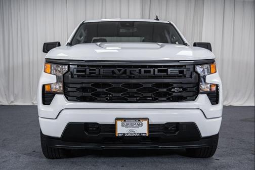 Summit White 2023 Chevrolet Silverado 1500 Custom