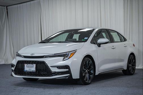 Wind Chill Pearl 2025 Toyota Corolla SE