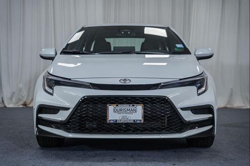 Wind Chill Pearl 2025 Toyota Corolla SE