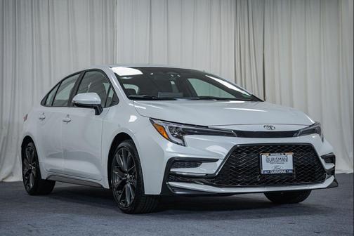 Wind Chill Pearl 2025 Toyota Corolla SE