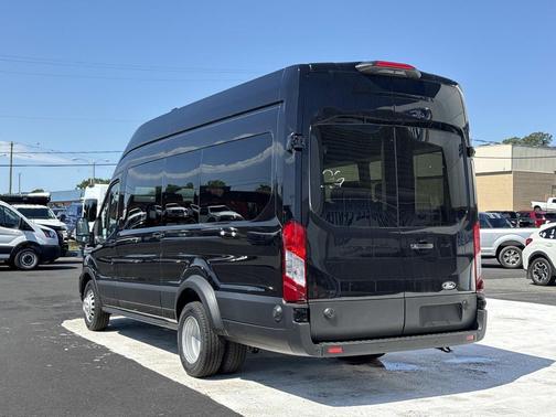 AGATE BLACK METALLIC 2026 Ford Transit-350 XLT