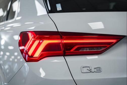 Glacier White Metallic 2023 Audi Q3 45 S line Premium Plus