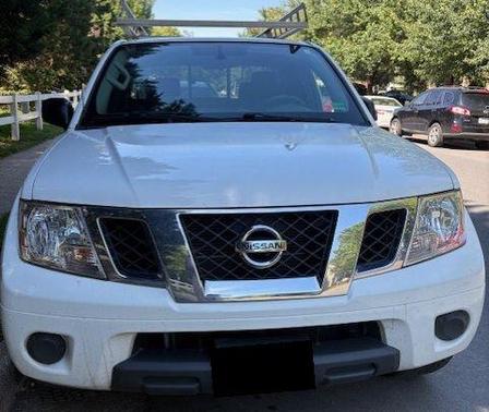 Glacier White 2021 Nissan Frontier SV