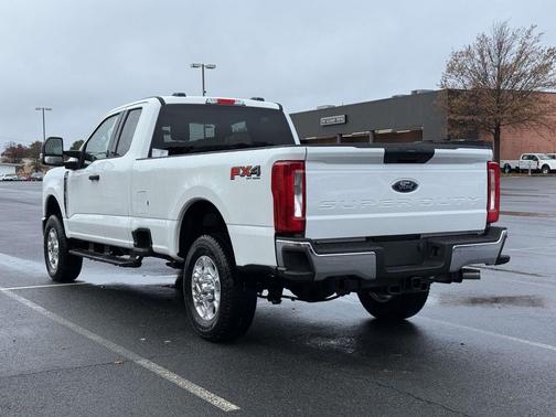 2026 Ford F-350 XLT
