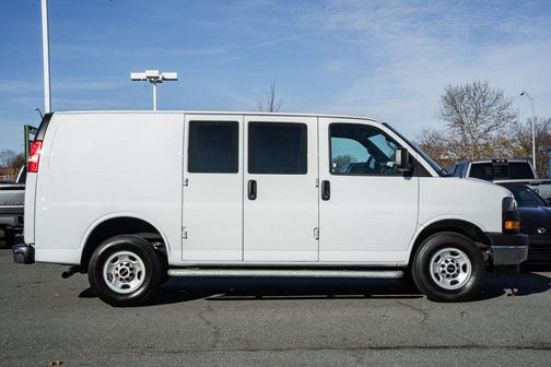 2024 GMC Savana 2500 Work Van