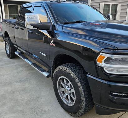 2023 RAM 2500 Laramie Crew Cab 4x4 6'4' Box