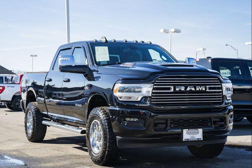 2023 RAM 2500 Laramie Crew Cab 4x4 6'4' Box