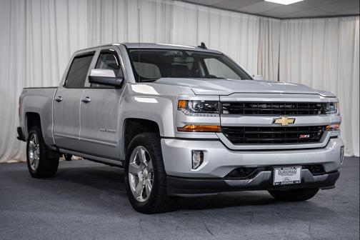 Silver Ice Metallic 2017 Chevrolet Silverado 1500 2LT